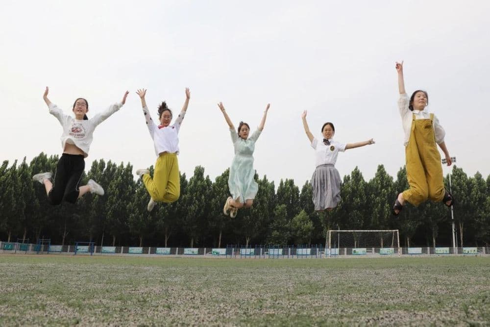 教学骨干刚获奖就被“挖走”？县中师资困境何解