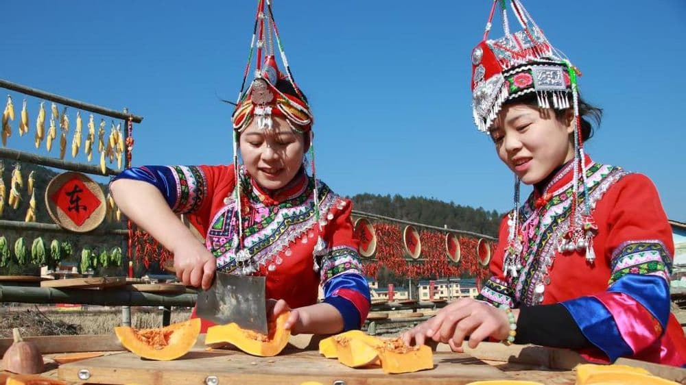 江西吉安：村子里的 “晒冬会” 晒出幸福味