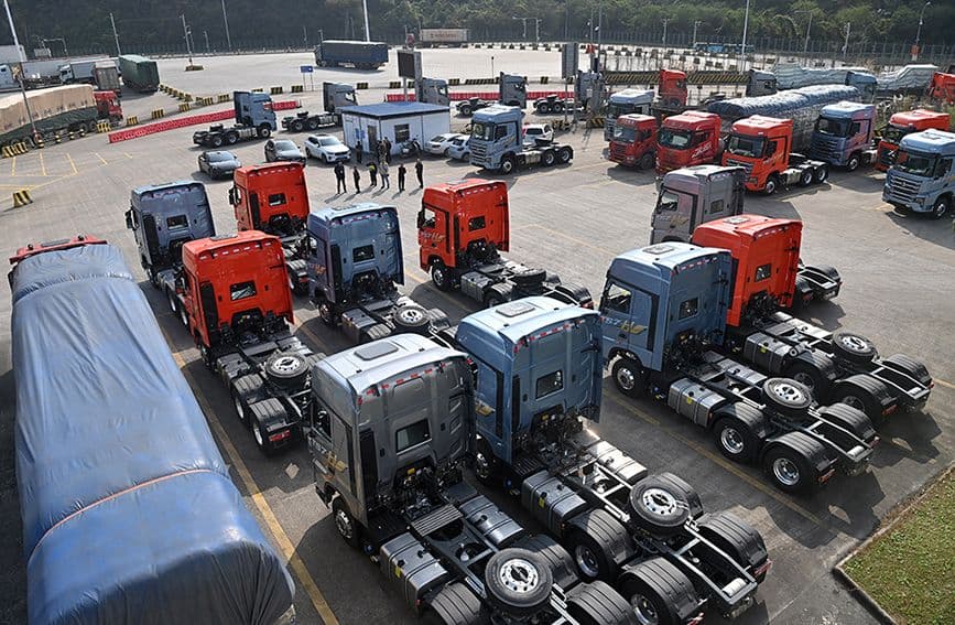 广西友谊关口岸：“快捷通”再升级 出入境更便利