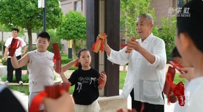 千城百县看中国｜河北白沟：公益课堂点亮多彩暑假