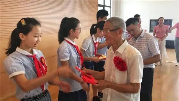 李永琳：四代人的“慈善接力”，好家风点亮暖心路