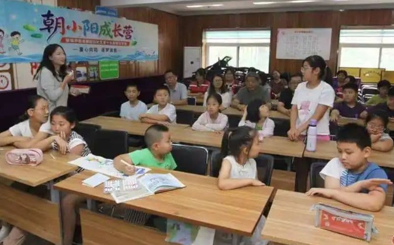 书香润童心 善行伴成长 “慈善流动课堂”暑期专项公益行动走进朝阳街社区