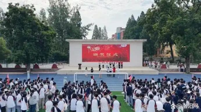 美宜佳公益助学走进信阳,以“单单捐”点亮学子逐梦路