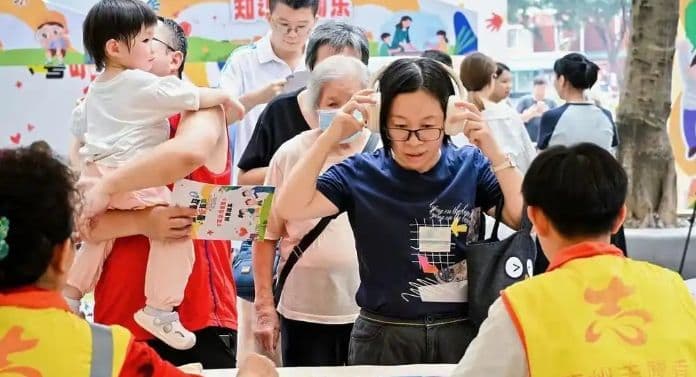 让关爱“听”得见,“集善菩及·粤听新声”公益行动走进广东十余个社区