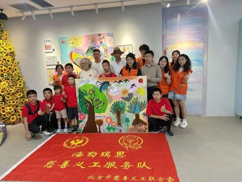 双向奔赴:被艺术家收藏的,不只是画,更是童心